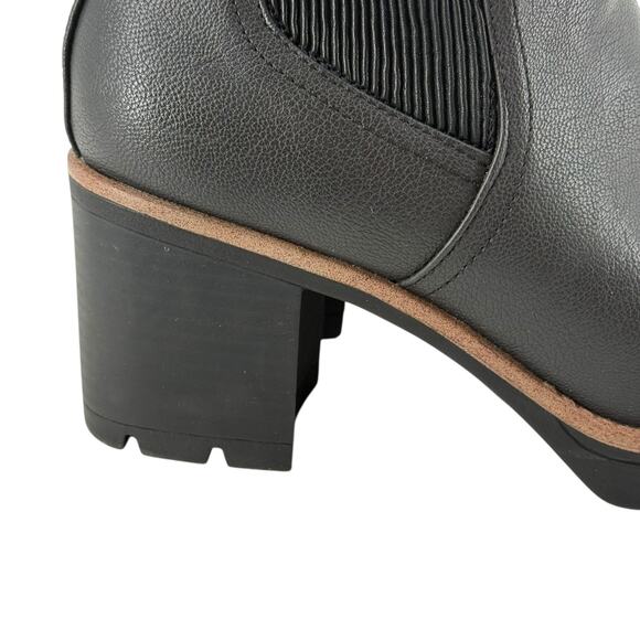 Naturalizer Ankle Boots Madalynn Gore Black Lugged Womens Size 10 Pull On Bootie - Picture 3 of 12